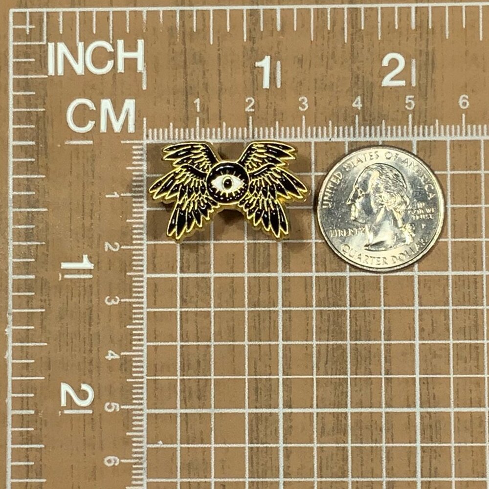 Winged Evil Eye Seraph Enamel Pin Brooch Black & Gold NEW Mystical Occult Goth - Picture 2 of 6